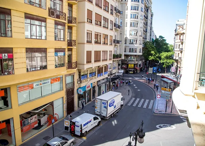 Boutique Creative Rooms